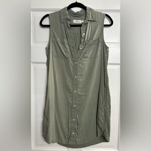 Vineyard Vines Sleeveless‎ Green Button-Down dress size 4